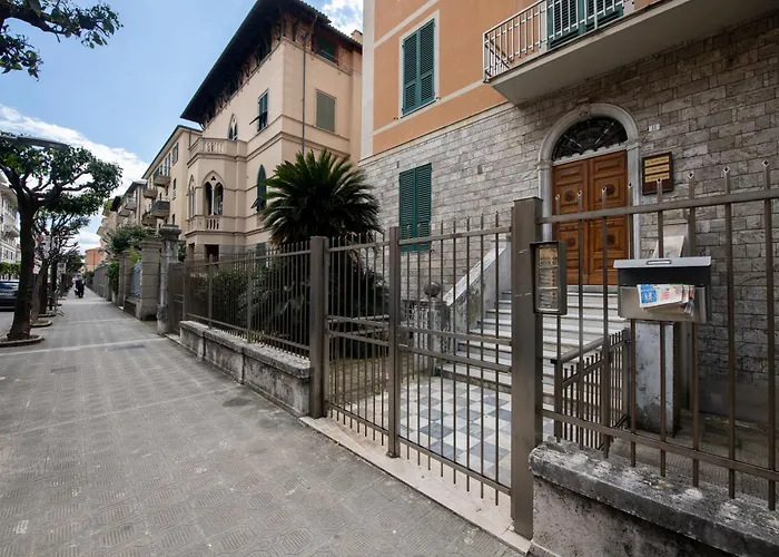 民宿 241 - Nord Est - Sara Chiavari, 200metri Dal Mare