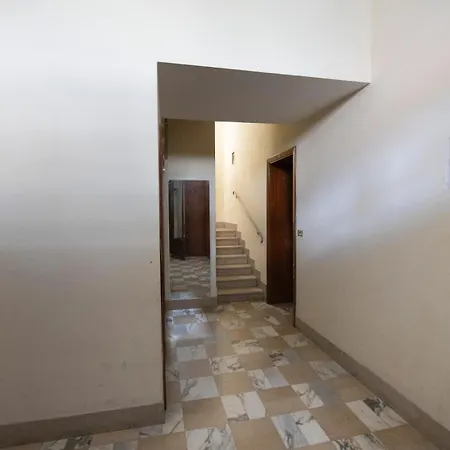 241 - Nord Est - Sara Chiavari, 200metri Dal Mare Chiavari