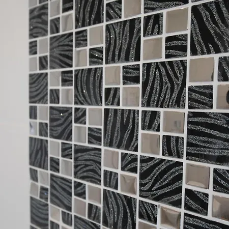 241 - Nord Est - Sara Chiavari, 200metri Dal Mare Séjour chez l'habitant *